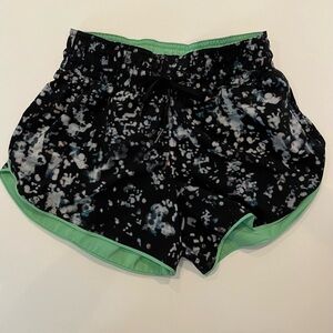 Lululemon Reversible Shorts | Size 2